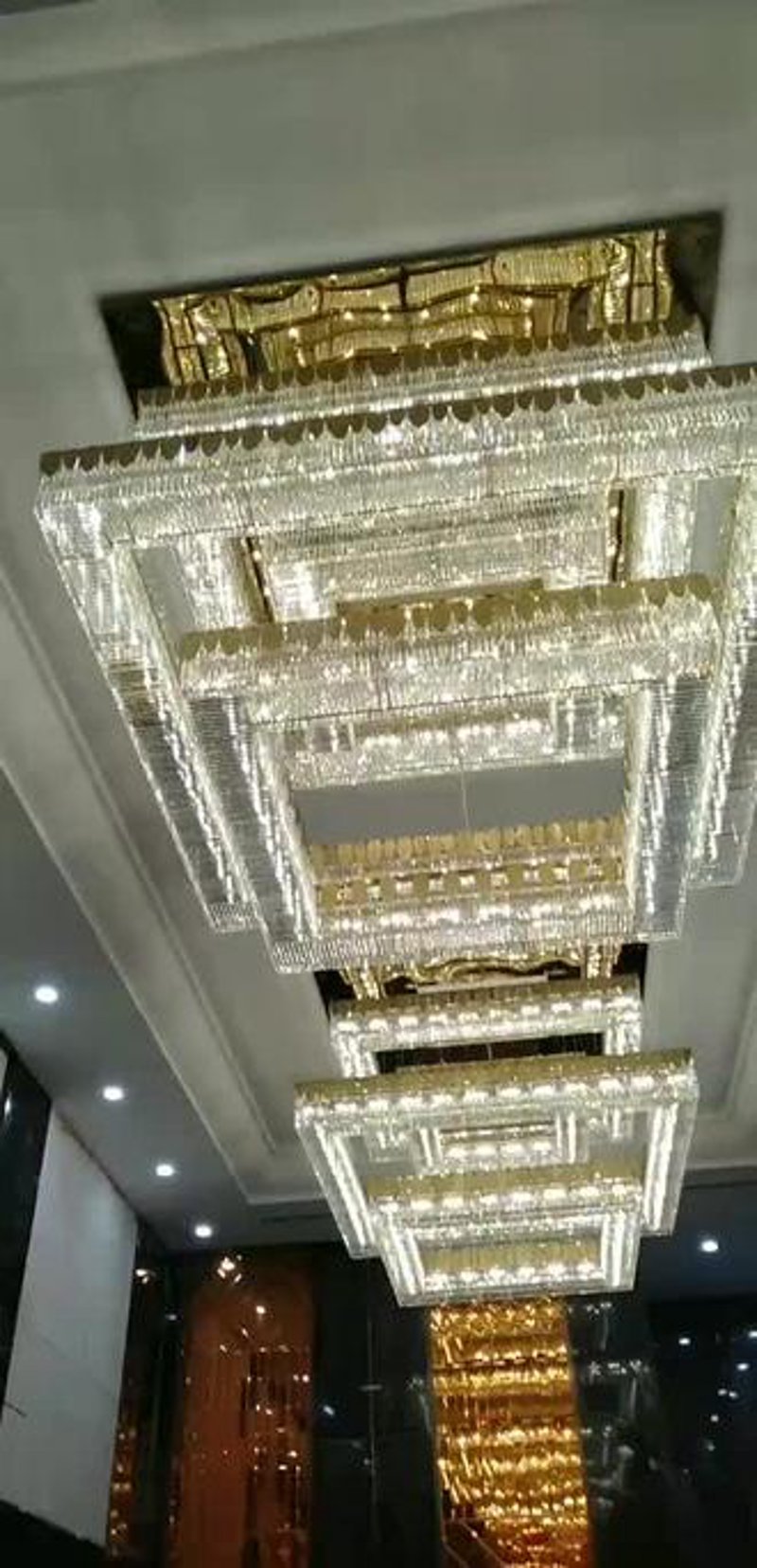 商业照明灯具：以光为笔绘就繁华